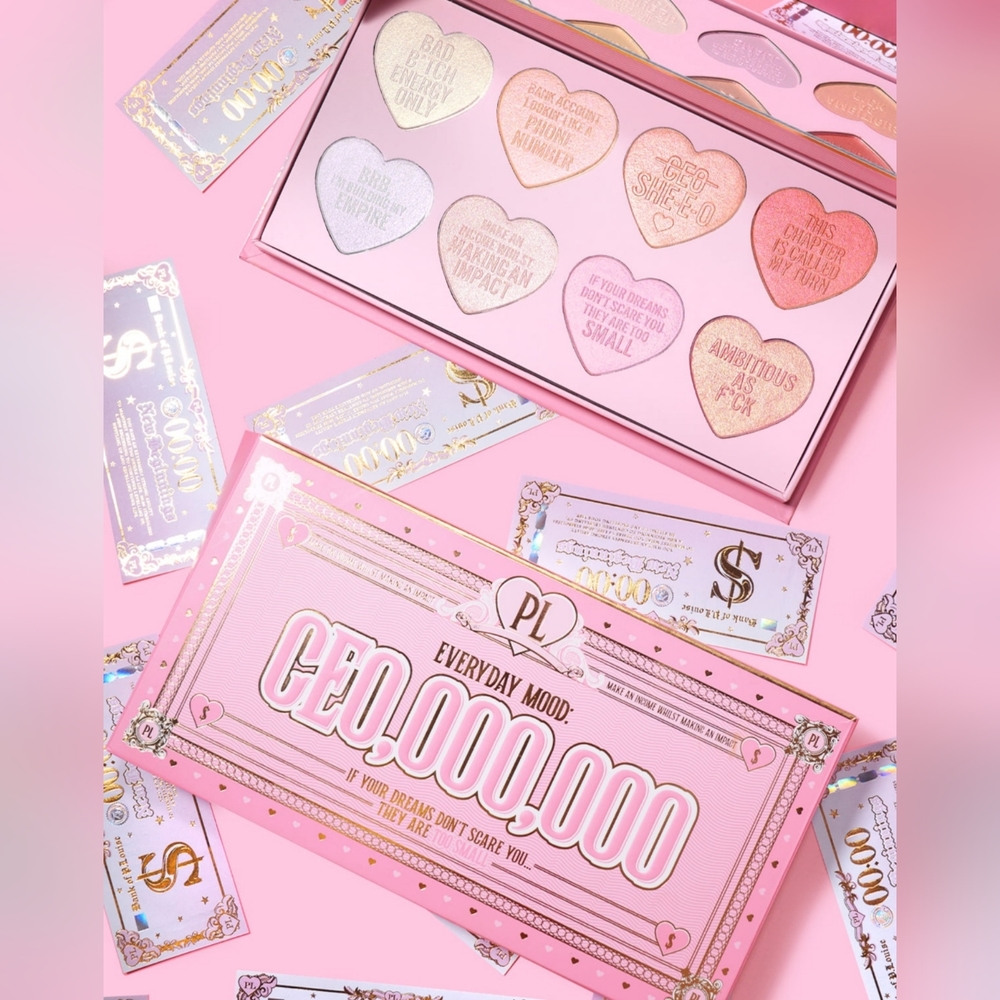 P.Louise XL CEO Highlighter Palette with mirror.  Brand New 💎